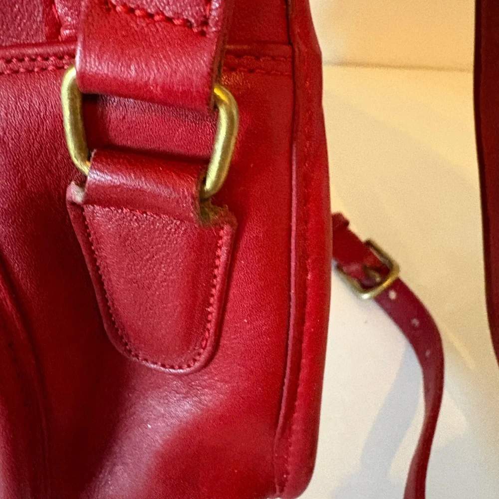 Coach red vintage leather camera bag - Picture 10 of 11